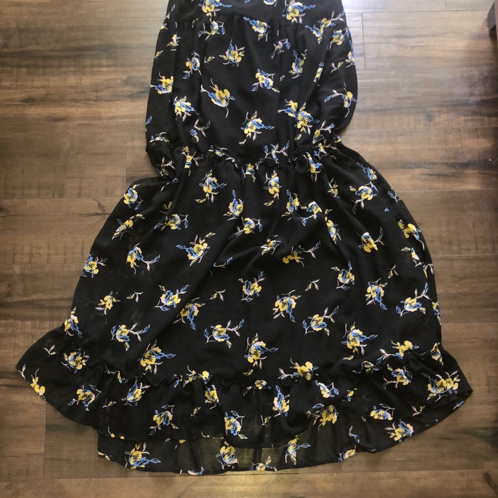 Who What Wear Floral Back Drawstring Tiered Dress - Picture 6 of 11
